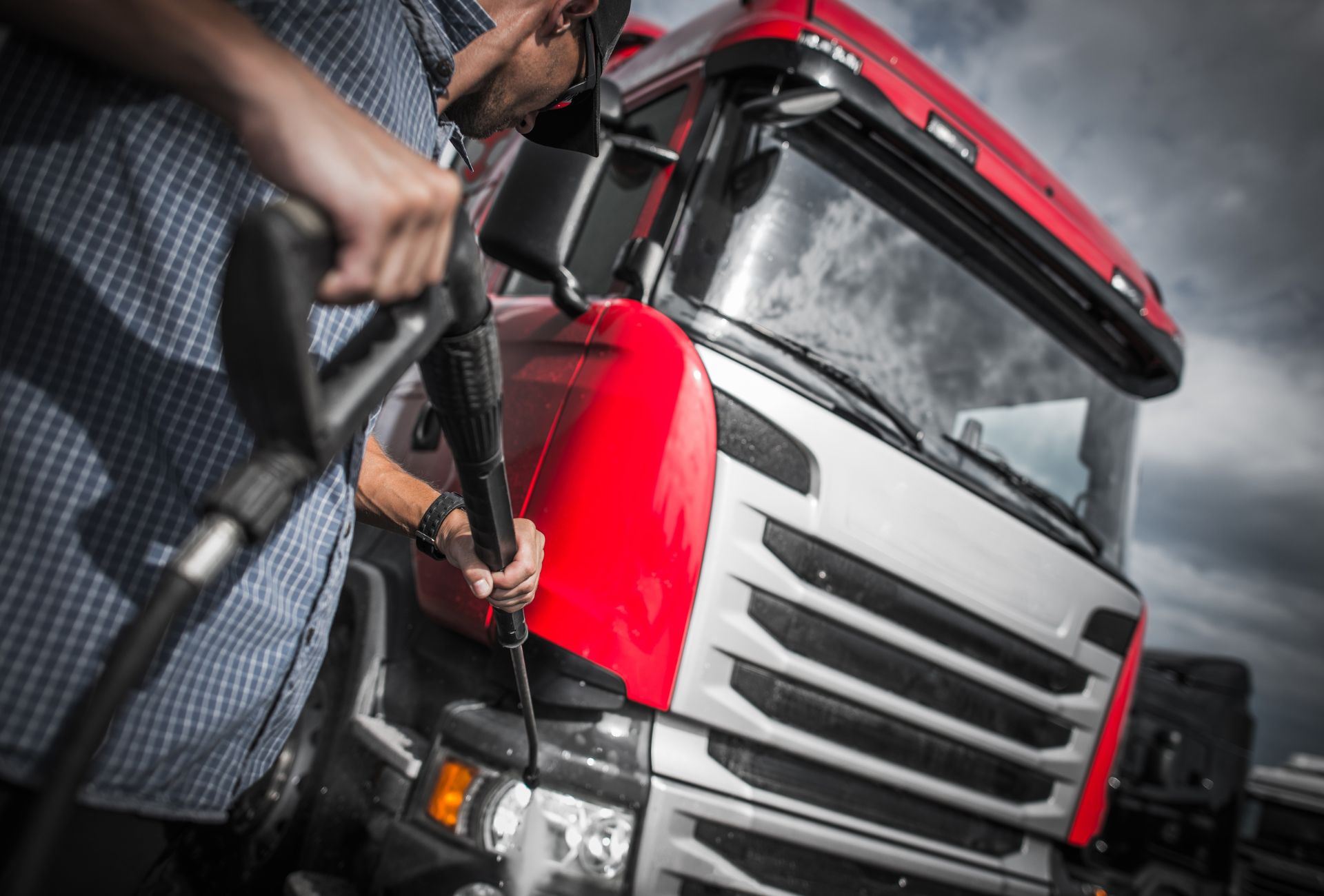 Lavage de poids lourds écologique à Toulon : Car Clean Concept 83 à votre service