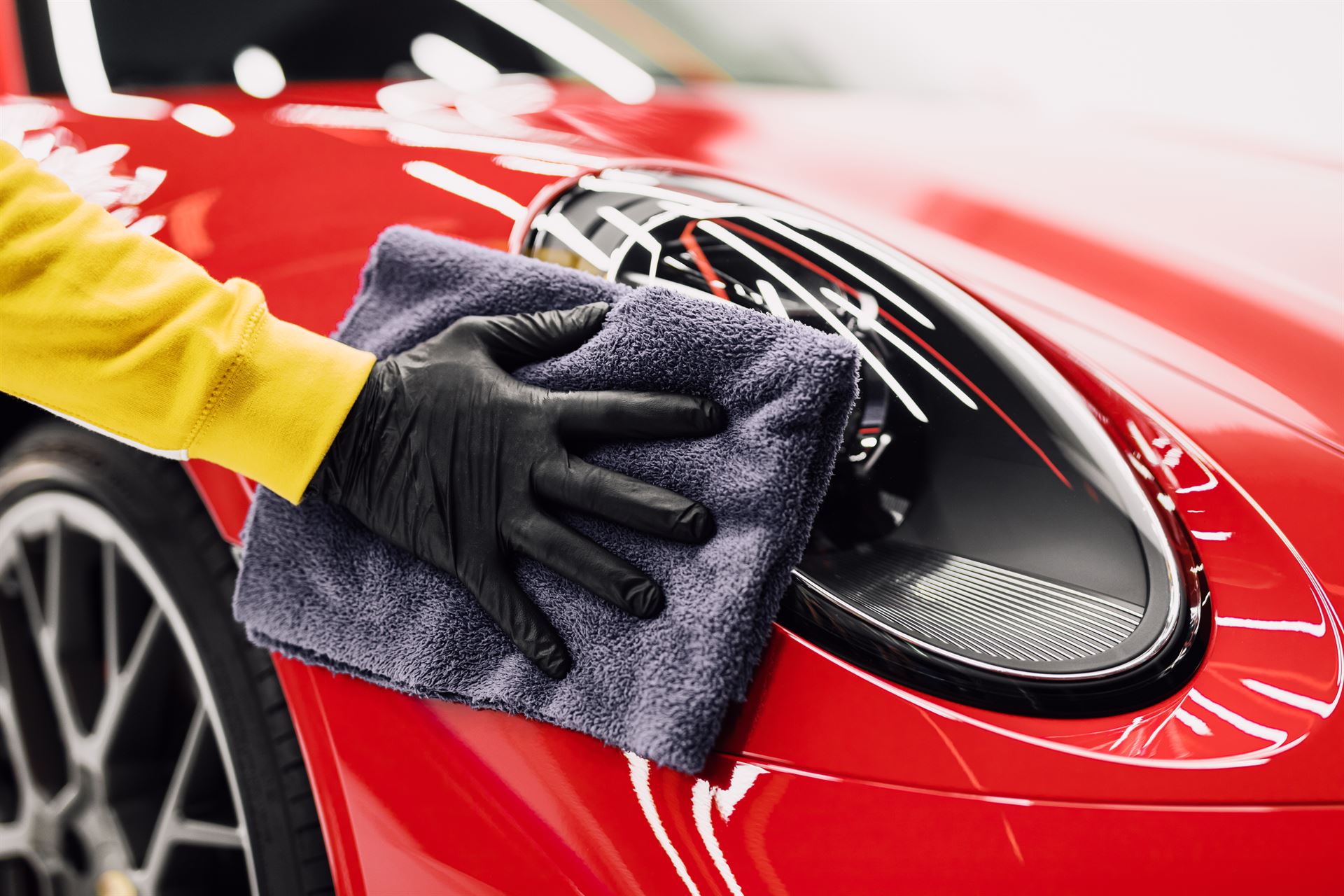 Lavage de voiture sans eau à Toulon